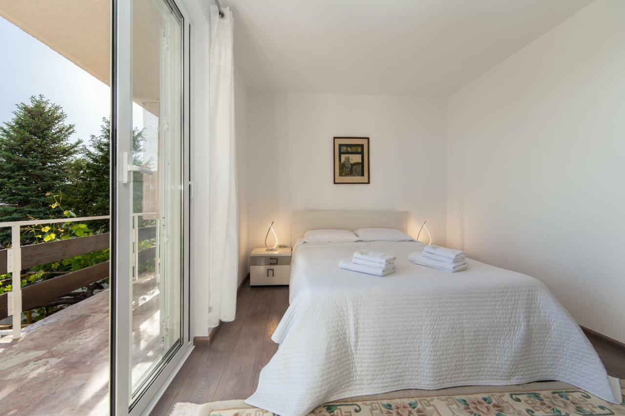 Apartment Bella Baška Voda Kültér fotó